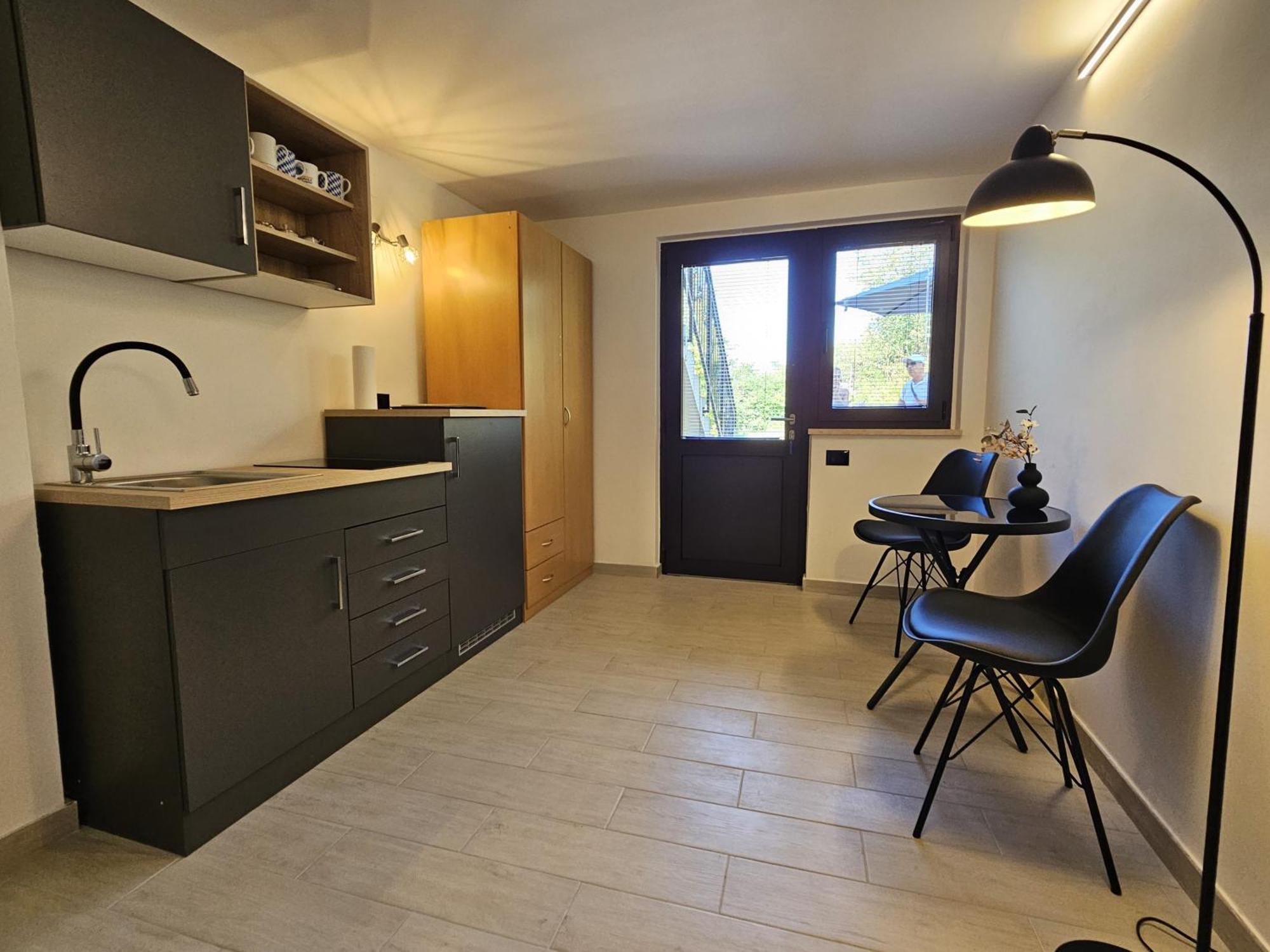 Keser Apartments Rovigno Esterno foto
